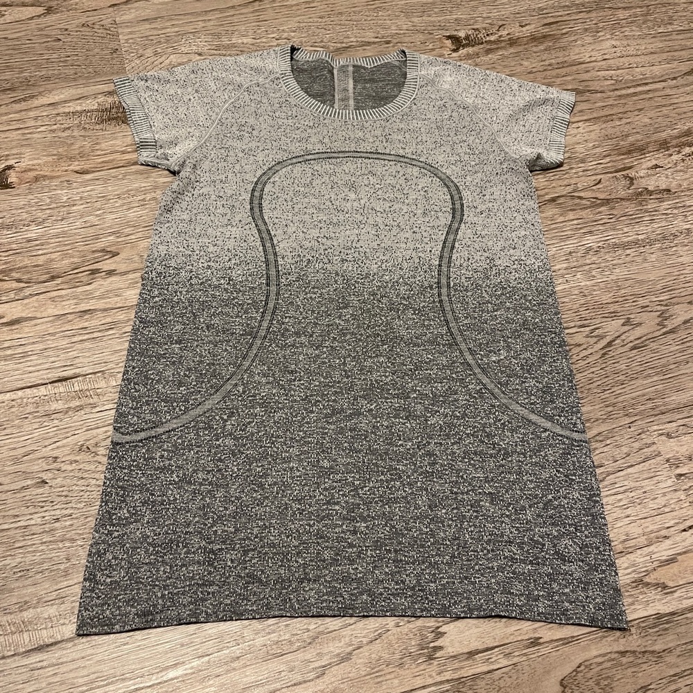 Lululemon Swiftly Tech Short Sleeve Shirt Gray Black Ombre‼️Read Description‼️